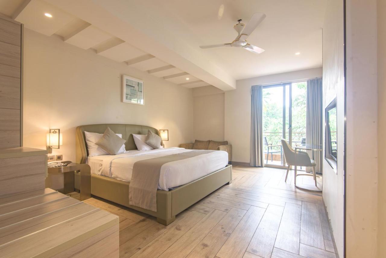 ホテル The Fern Residency Calangute-Baga, Goa エクステリア 写真