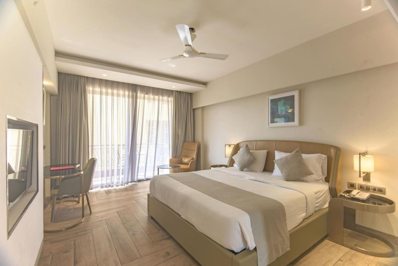 ホテル The Fern Residency Calangute-Baga, Goa エクステリア 写真